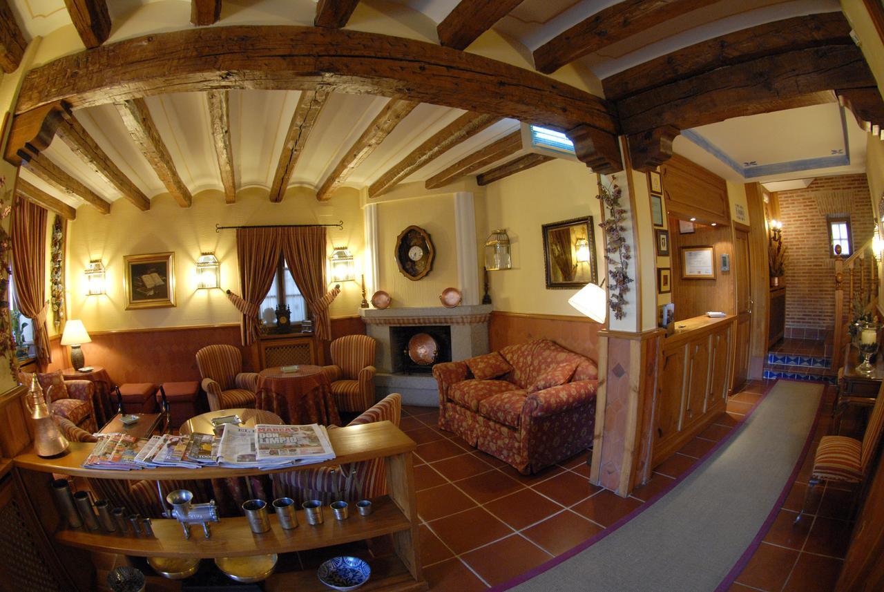 Nava Real Hotel Navacerrada Buitenkant foto
